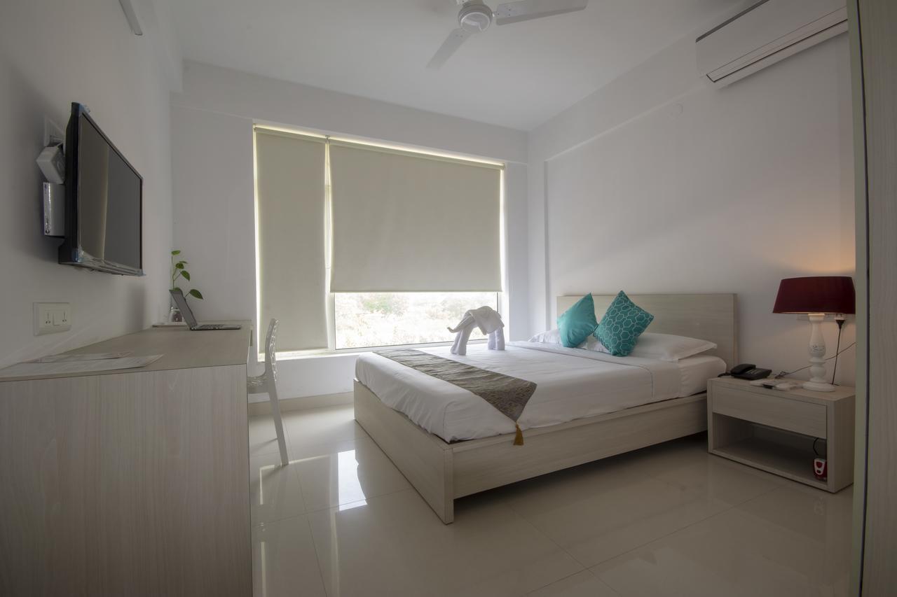 The Pulse Hotel Calcutta  Esterno foto